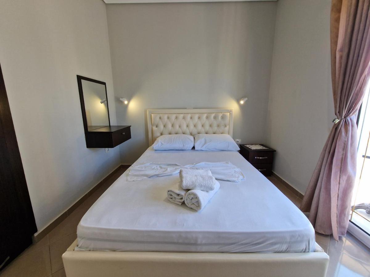 Juli Apartment